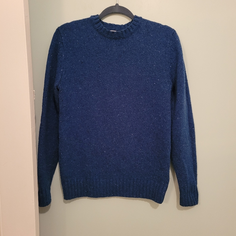 Old Navy  blue crew neck sweater S